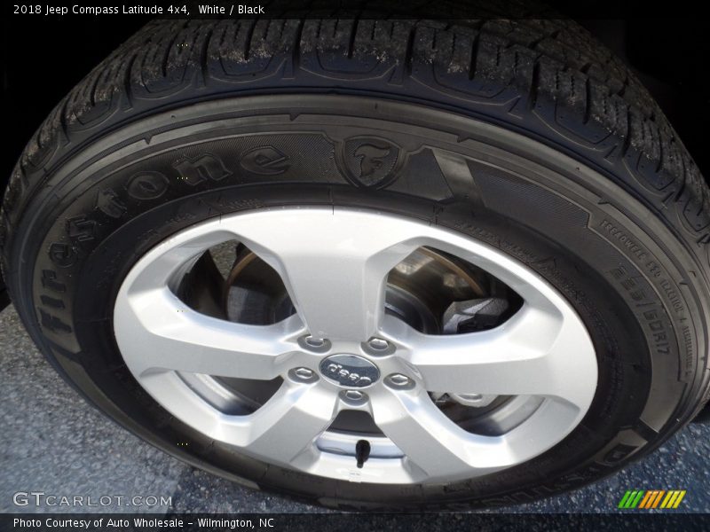 White / Black 2018 Jeep Compass Latitude 4x4