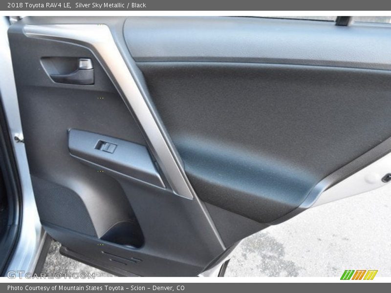 Silver Sky Metallic / Black 2018 Toyota RAV4 LE