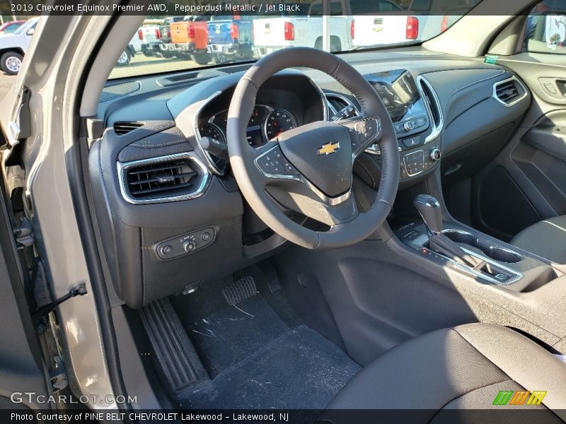 Pepperdust Metallic / Jet Black 2019 Chevrolet Equinox Premier AWD
