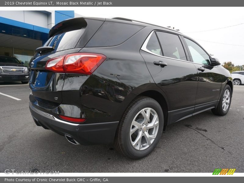 Mosaic Black Metallic / Jet Black 2019 Chevrolet Equinox LT