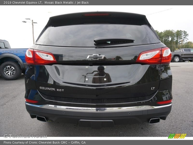 Mosaic Black Metallic / Jet Black 2019 Chevrolet Equinox LT