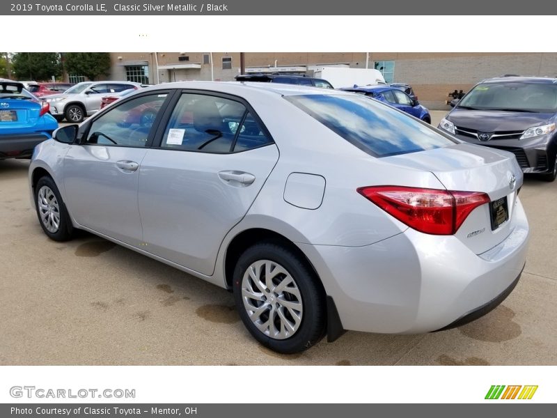 Classic Silver Metallic / Black 2019 Toyota Corolla LE