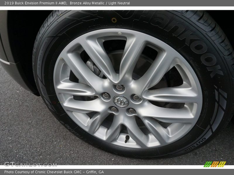  2019 Envision Premium II AWD Wheel