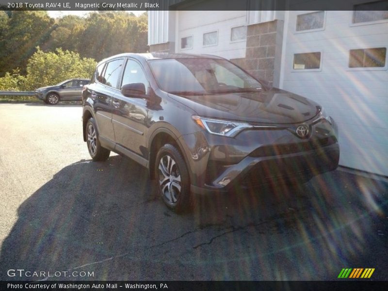 Magnetic Gray Metallic / Black 2018 Toyota RAV4 LE