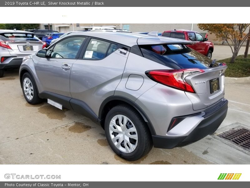 Silver Knockout Metallic / Black 2019 Toyota C-HR LE