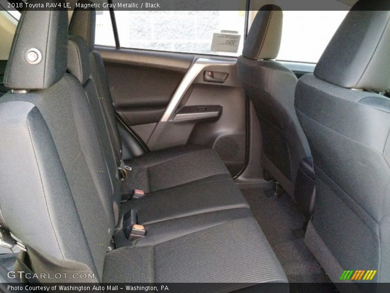 Magnetic Gray Metallic / Black 2018 Toyota RAV4 LE