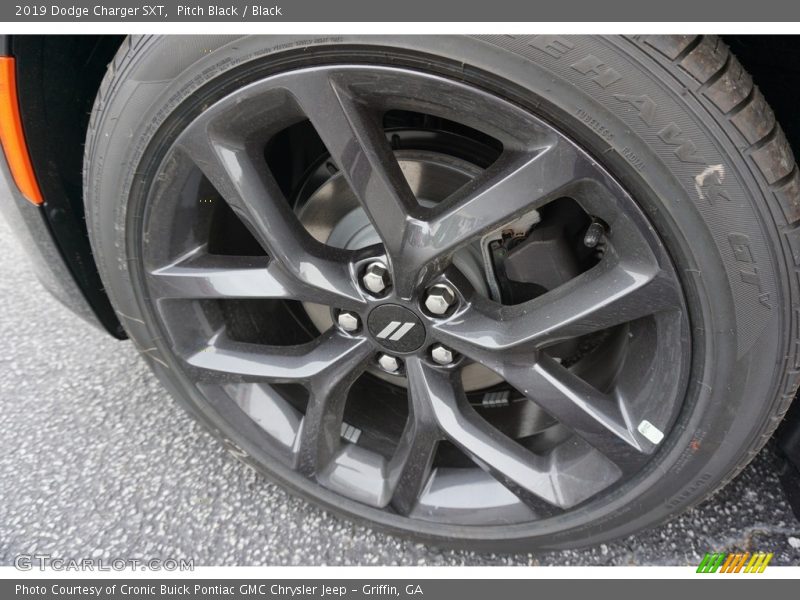  2019 Charger SXT Wheel