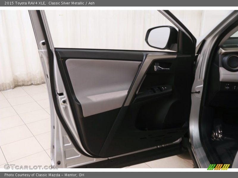 Classic Silver Metallic / Ash 2015 Toyota RAV4 XLE