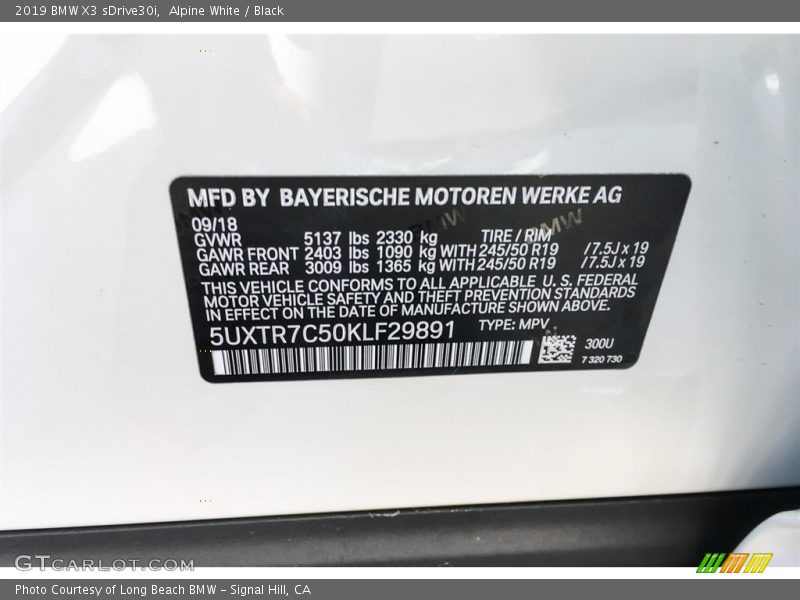 Alpine White / Black 2019 BMW X3 sDrive30i