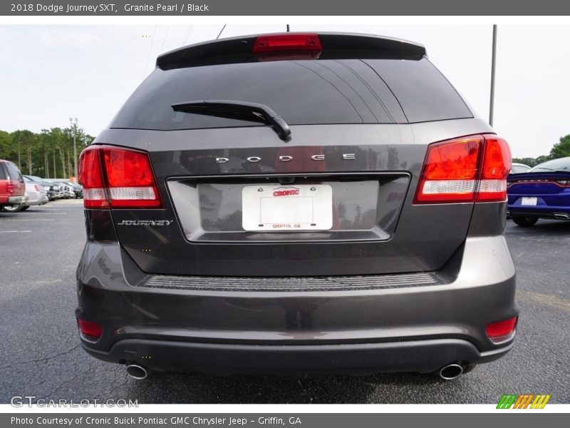 Granite Pearl / Black 2018 Dodge Journey SXT