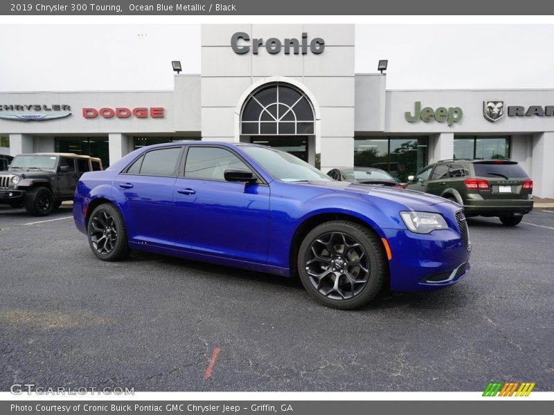 Ocean Blue Metallic / Black 2019 Chrysler 300 Touring