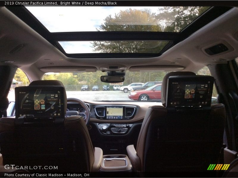 Bright White / Deep Mocha/Black 2019 Chrysler Pacifica Limited