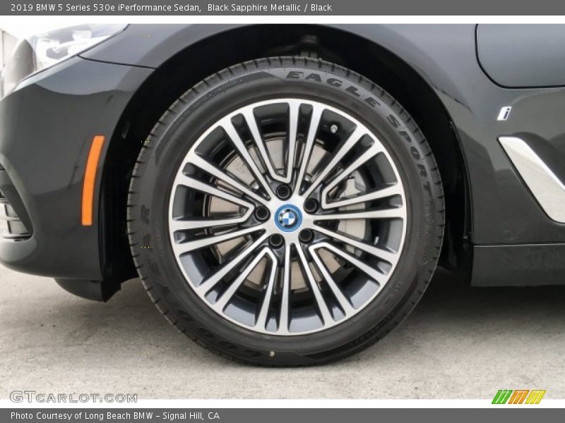 Black Sapphire Metallic / Black 2019 BMW 5 Series 530e iPerformance Sedan