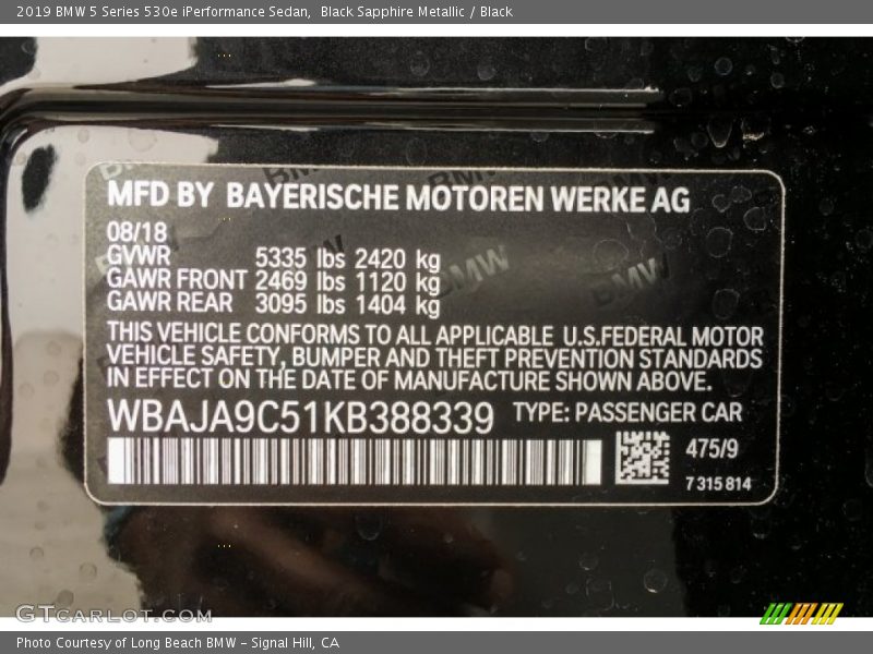 Black Sapphire Metallic / Black 2019 BMW 5 Series 530e iPerformance Sedan