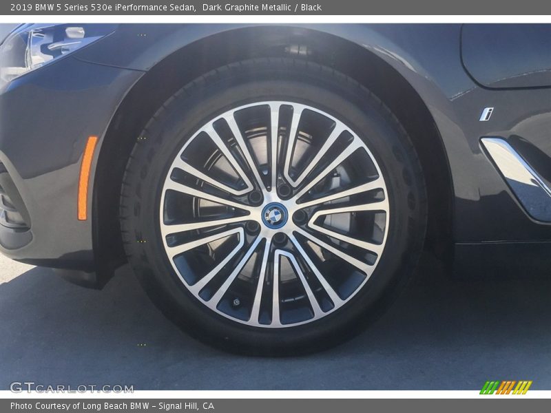 Dark Graphite Metallic / Black 2019 BMW 5 Series 530e iPerformance Sedan