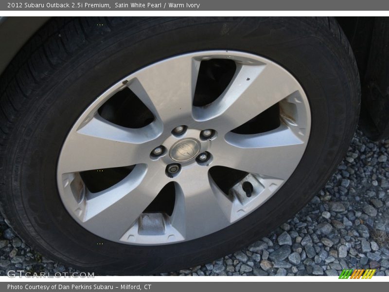 Satin White Pearl / Warm Ivory 2012 Subaru Outback 2.5i Premium
