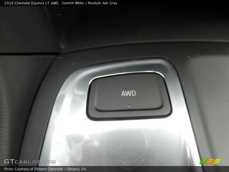 Summit White / Medium Ash Gray 2019 Chevrolet Equinox LT AWD