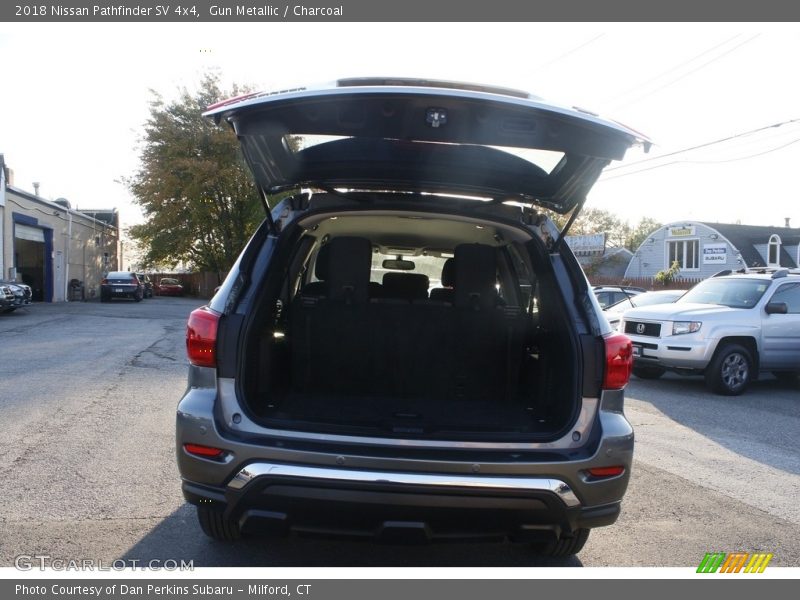 Gun Metallic / Charcoal 2018 Nissan Pathfinder SV 4x4