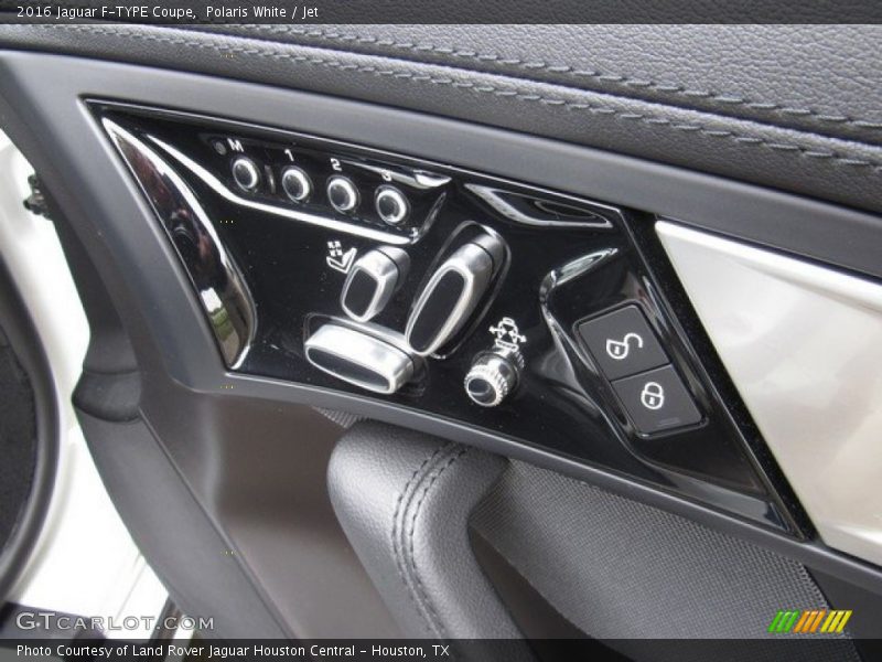 Polaris White / Jet 2016 Jaguar F-TYPE Coupe