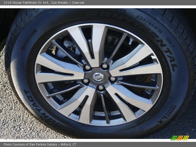 Gun Metallic / Charcoal 2018 Nissan Pathfinder SV 4x4