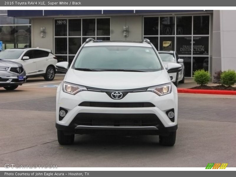 Super White / Black 2016 Toyota RAV4 XLE