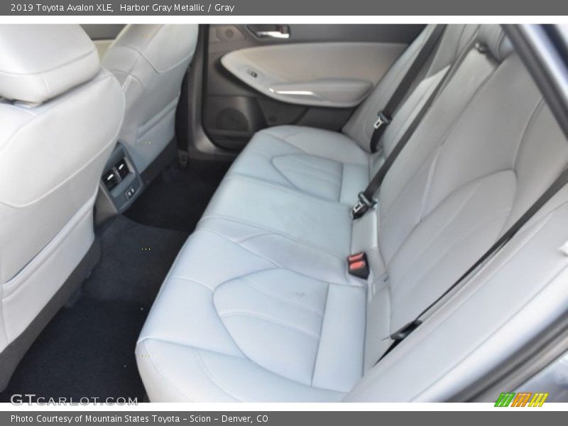 Harbor Gray Metallic / Gray 2019 Toyota Avalon XLE