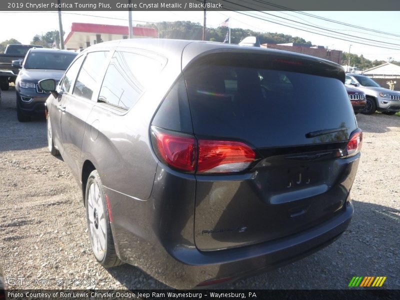 Granite Crystal Metallic / Black/Black 2019 Chrysler Pacifica Touring Plus