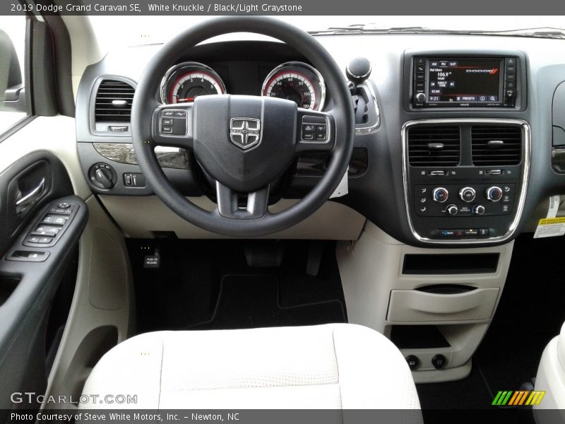White Knuckle / Black/Light Graystone 2019 Dodge Grand Caravan SE