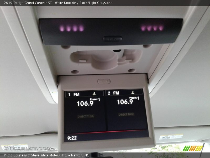 White Knuckle / Black/Light Graystone 2019 Dodge Grand Caravan SE
