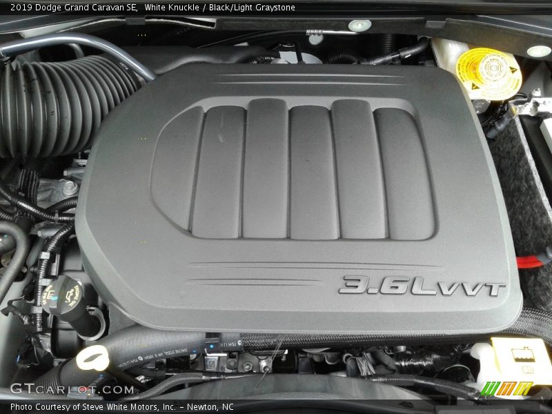 White Knuckle / Black/Light Graystone 2019 Dodge Grand Caravan SE