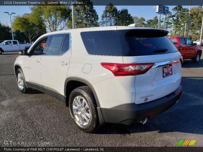 Summit White / Jet Black 2019 Chevrolet Traverse LS