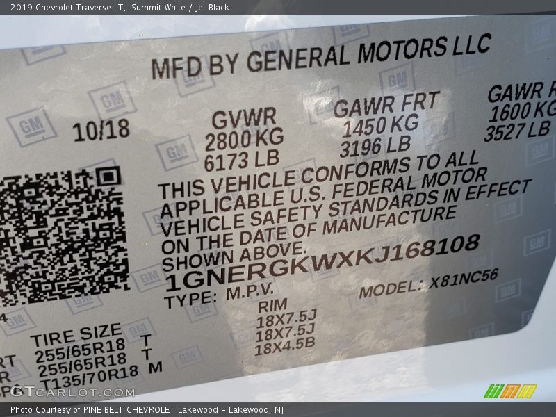 Summit White / Jet Black 2019 Chevrolet Traverse LT