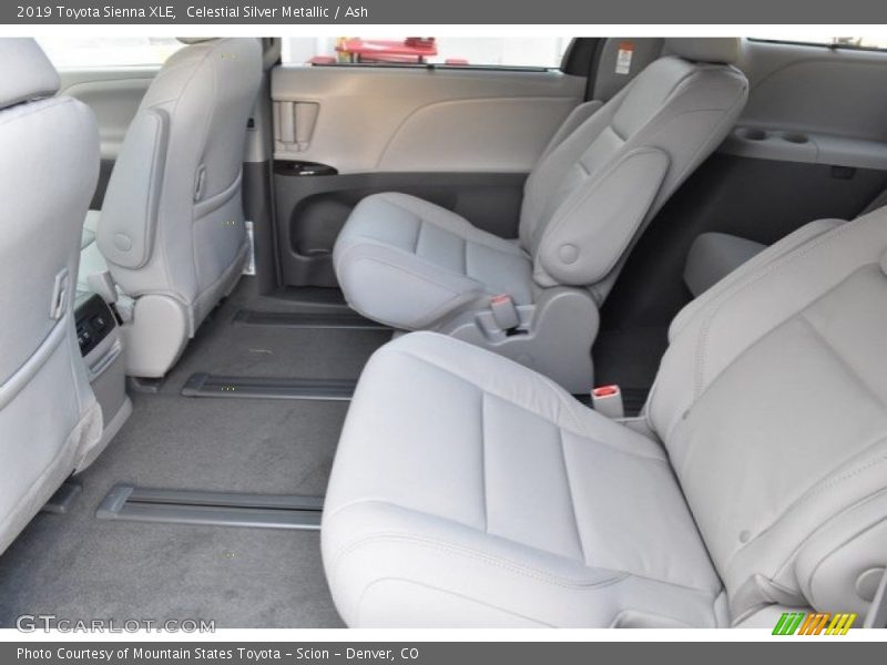 Celestial Silver Metallic / Ash 2019 Toyota Sienna XLE