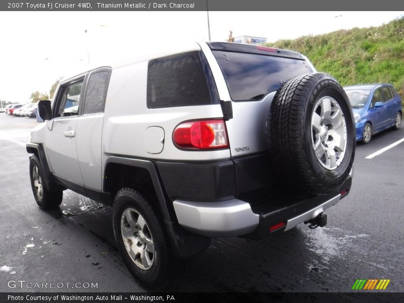 Titanium Metallic / Dark Charcoal 2007 Toyota FJ Cruiser 4WD