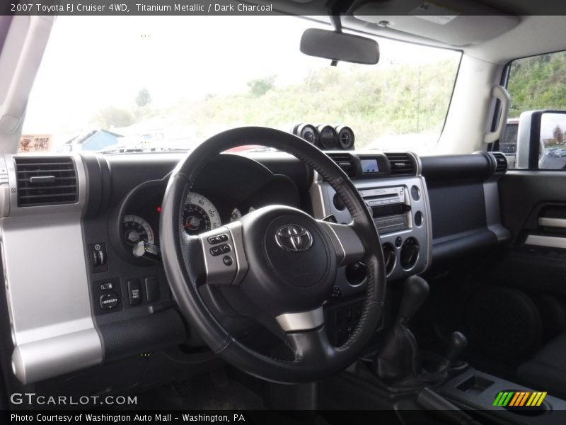 Titanium Metallic / Dark Charcoal 2007 Toyota FJ Cruiser 4WD
