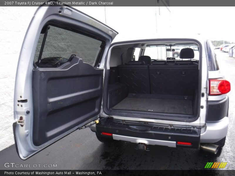 Titanium Metallic / Dark Charcoal 2007 Toyota FJ Cruiser 4WD