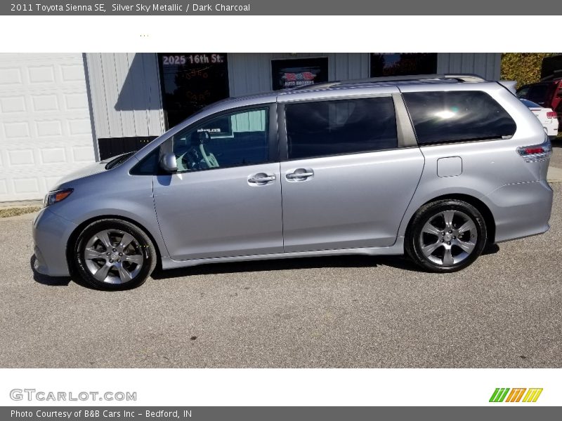 Silver Sky Metallic / Dark Charcoal 2011 Toyota Sienna SE