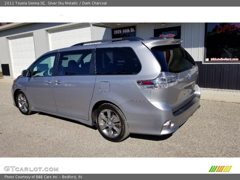 Silver Sky Metallic / Dark Charcoal 2011 Toyota Sienna SE