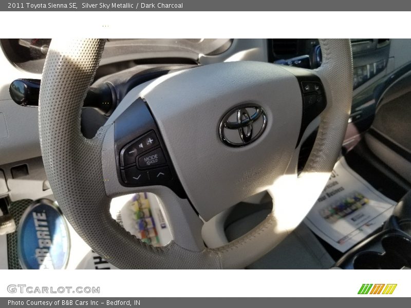 Silver Sky Metallic / Dark Charcoal 2011 Toyota Sienna SE
