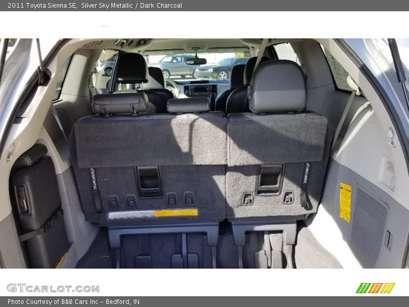 Silver Sky Metallic / Dark Charcoal 2011 Toyota Sienna SE