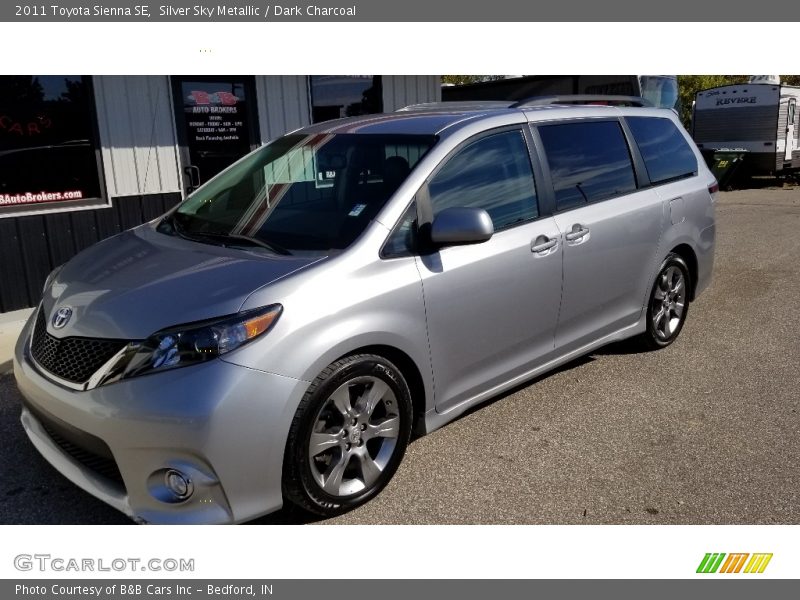 Silver Sky Metallic / Dark Charcoal 2011 Toyota Sienna SE