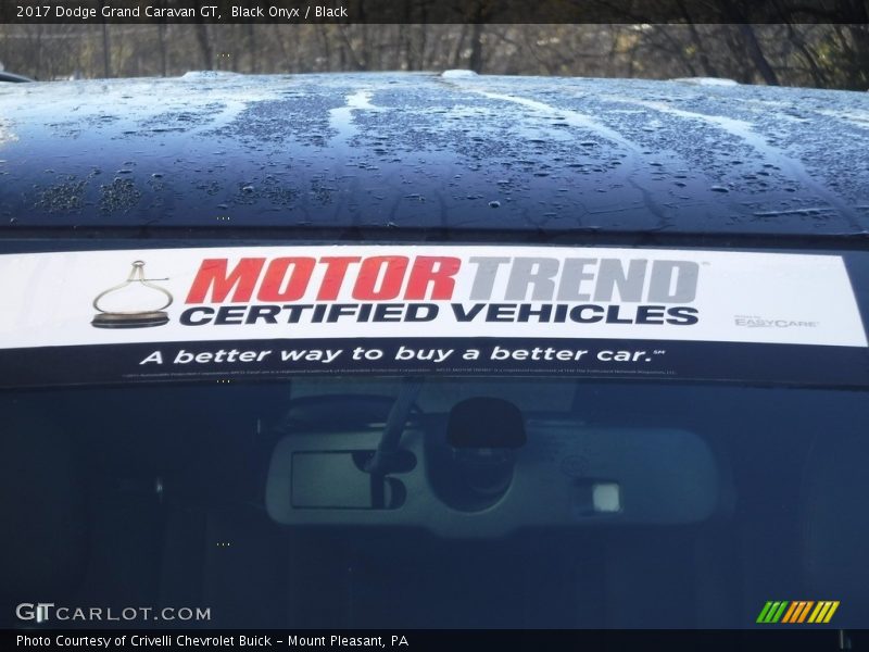 Black Onyx / Black 2017 Dodge Grand Caravan GT