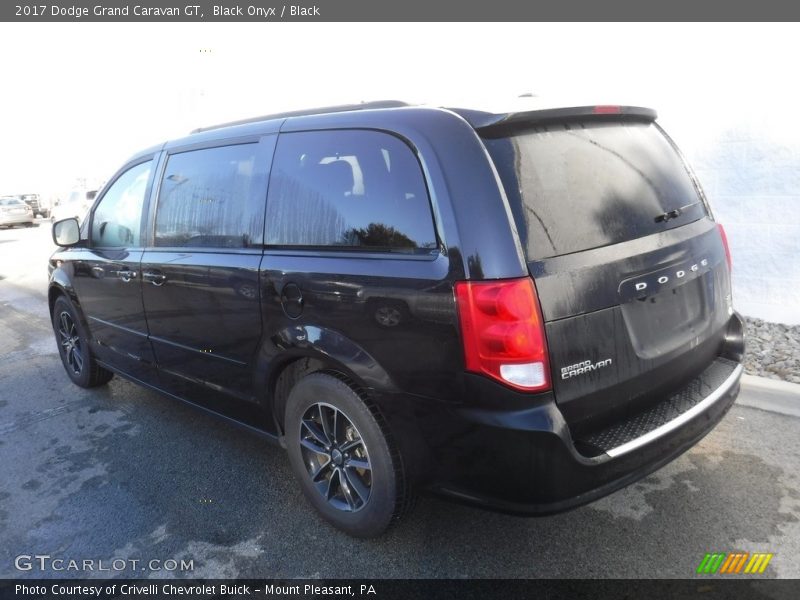 Black Onyx / Black 2017 Dodge Grand Caravan GT