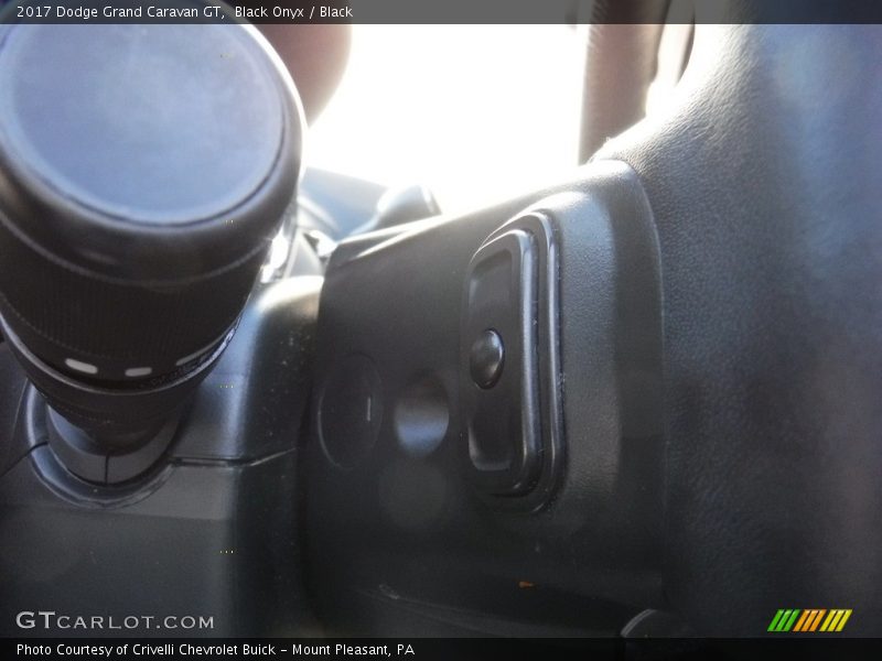 Black Onyx / Black 2017 Dodge Grand Caravan GT