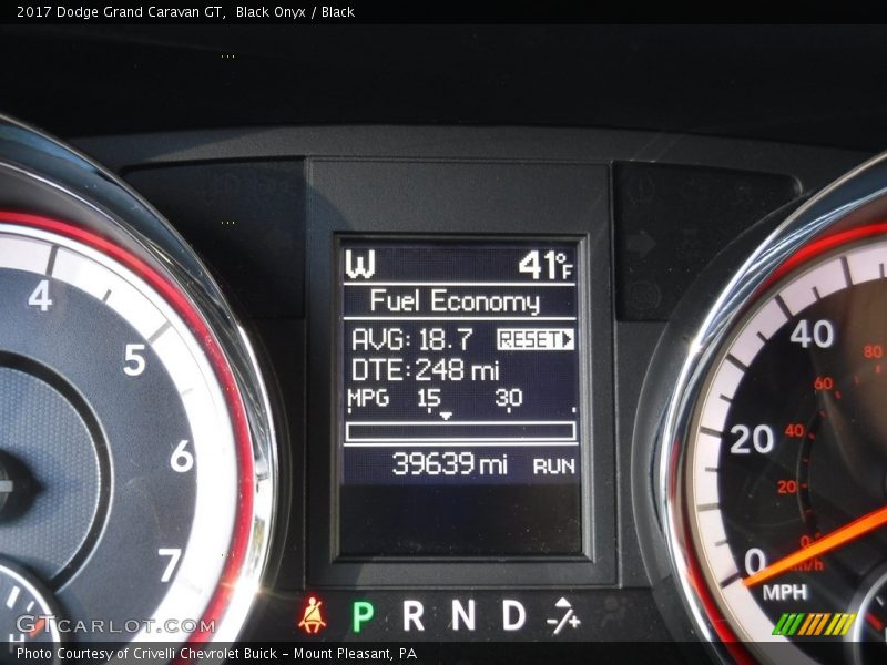 Black Onyx / Black 2017 Dodge Grand Caravan GT
