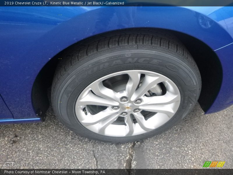 Kinetic Blue Metallic / Jet Black/­Galvanized 2019 Chevrolet Cruze LT