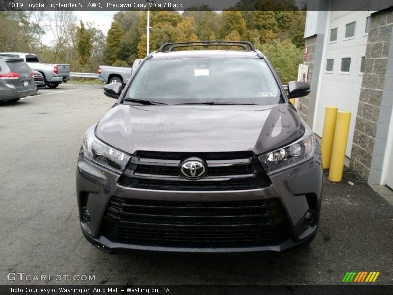 Predawn Gray Mica / Black 2019 Toyota Highlander SE AWD
