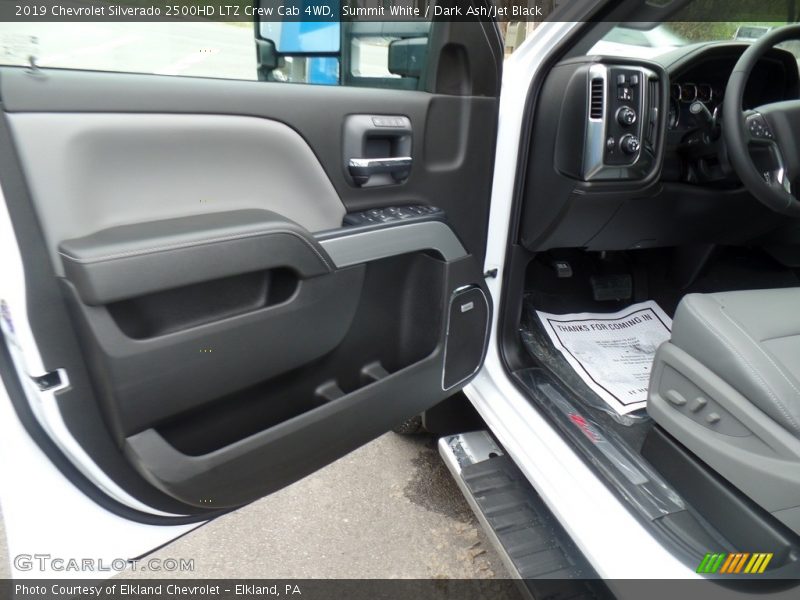 Summit White / Dark Ash/Jet Black 2019 Chevrolet Silverado 2500HD LTZ Crew Cab 4WD