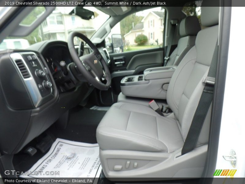 Summit White / Dark Ash/Jet Black 2019 Chevrolet Silverado 2500HD LTZ Crew Cab 4WD