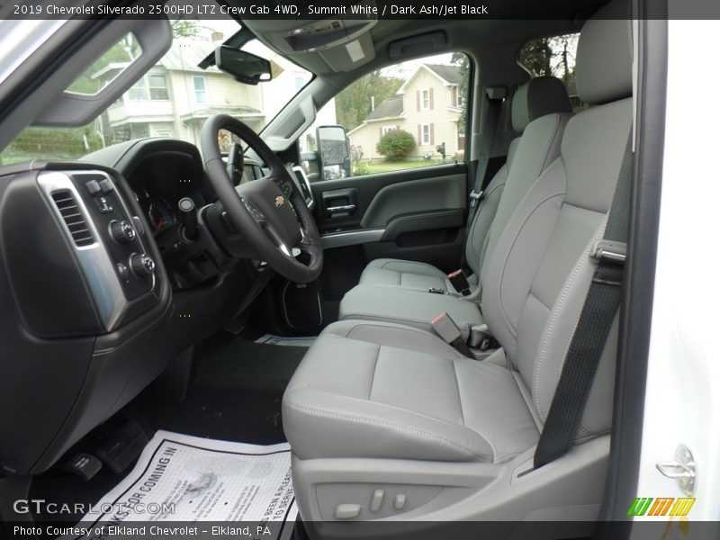 Summit White / Dark Ash/Jet Black 2019 Chevrolet Silverado 2500HD LTZ Crew Cab 4WD